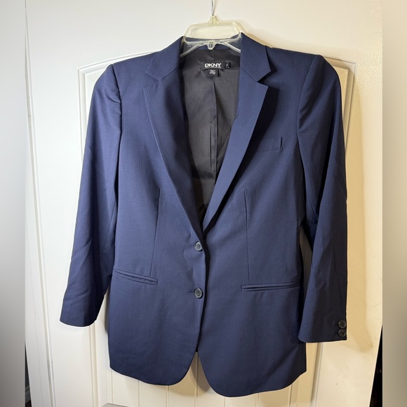 DKNY Women’s Navy Wool-Blend Blazer – Size 6 - Picture 1 of 11